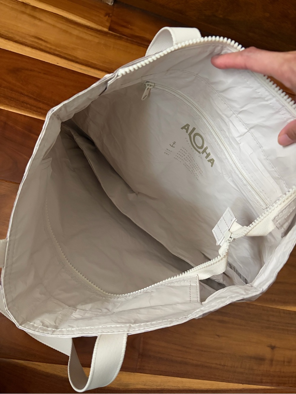 ALOHA Collection Backyard Go-To Tote bag - Picture 6 of 7